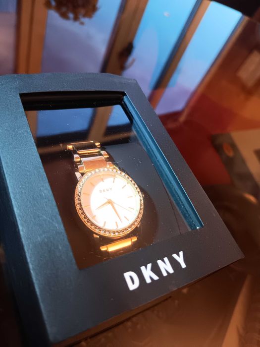 DKNY часовник NY9204