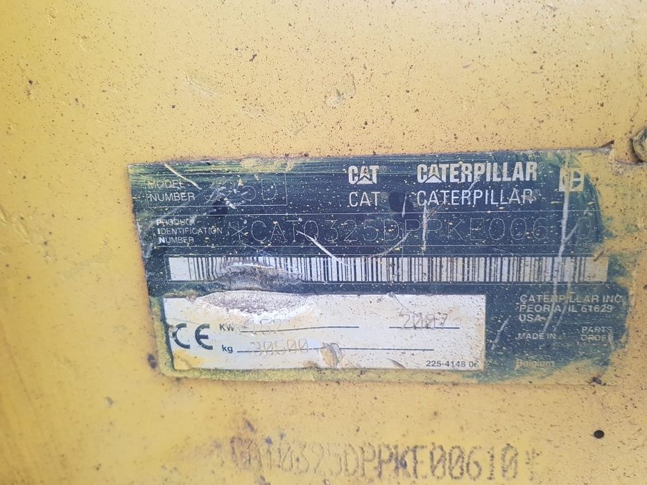 Excavator Caterpillar 325 D dezmembrez