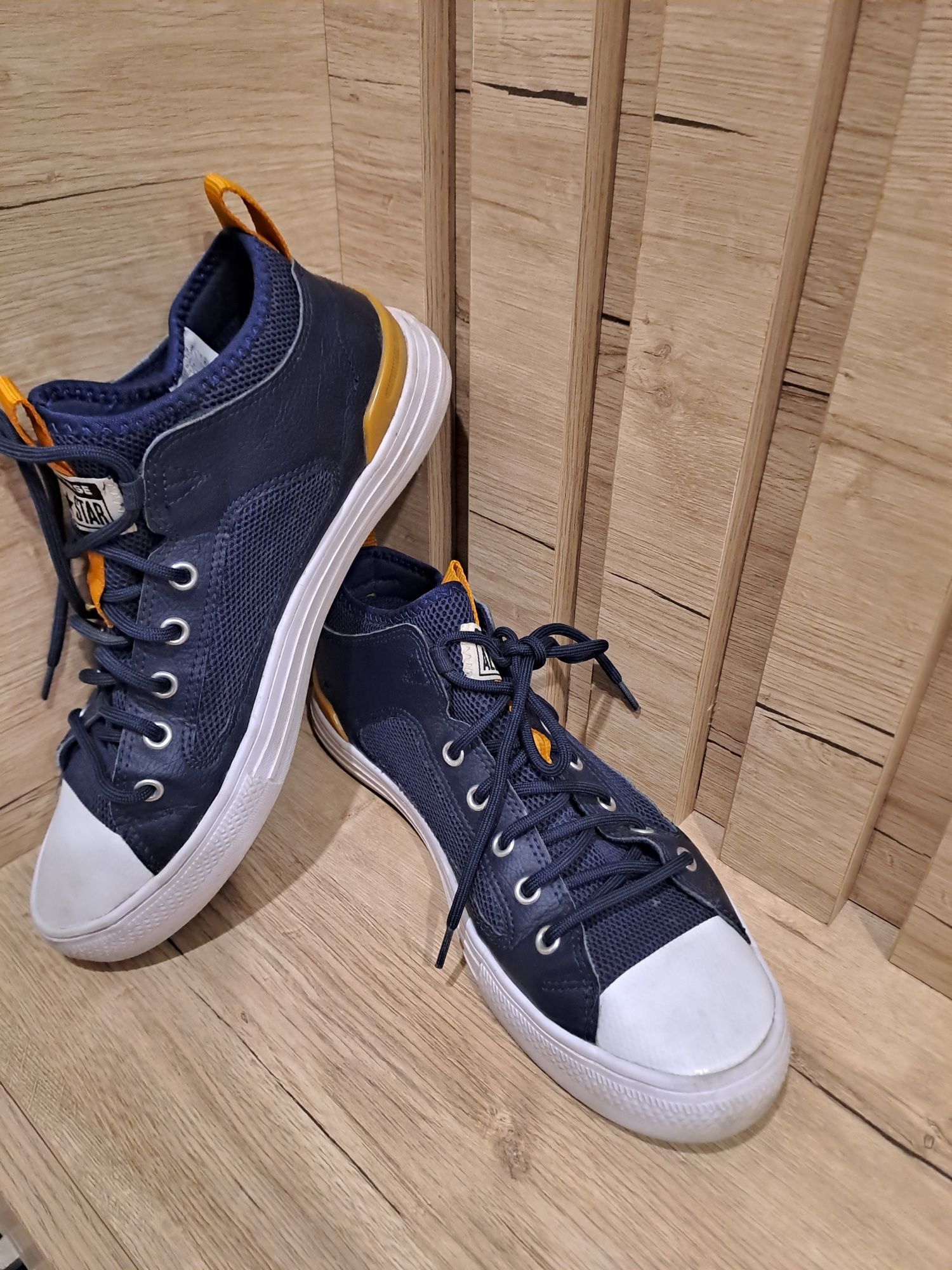 Мъжки обувки CONVERSE