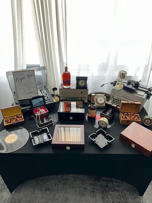 Mini Cigar Bar sau Gentlemen's Corner