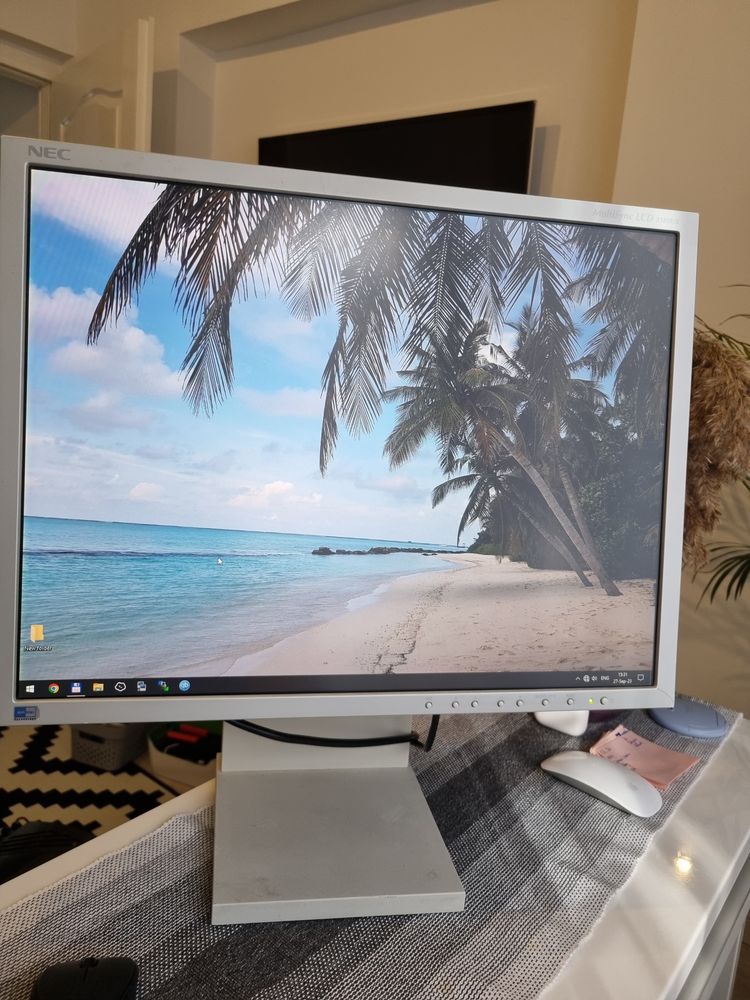 Sistem gaming - calculator + monitor