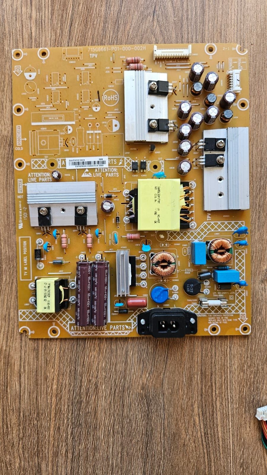Sursă715g6550-p02-000-002h;715g6661-p01-000-002h;715g8962-p02-000-001s