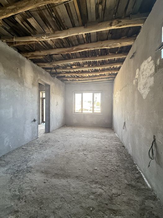 Сергели кум арик махаллада  учаска сотилади каропка холатида