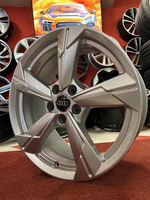 18 цола 5х112 Audi A4 A6 Q5 VW Passat Arteon Оригинални