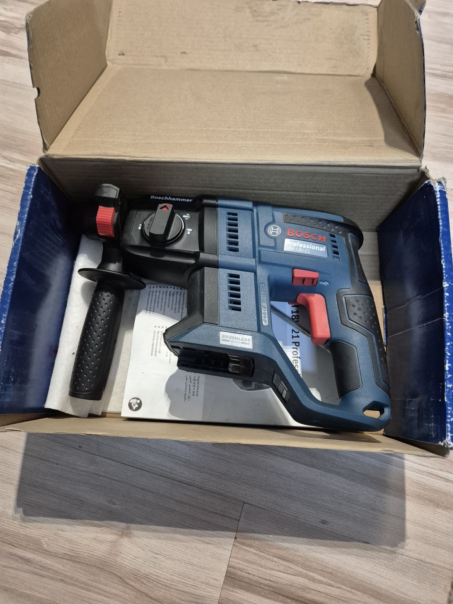 Rotopercutor bosch 18 21 brushless nou