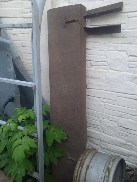 Продам швеллер 26 см