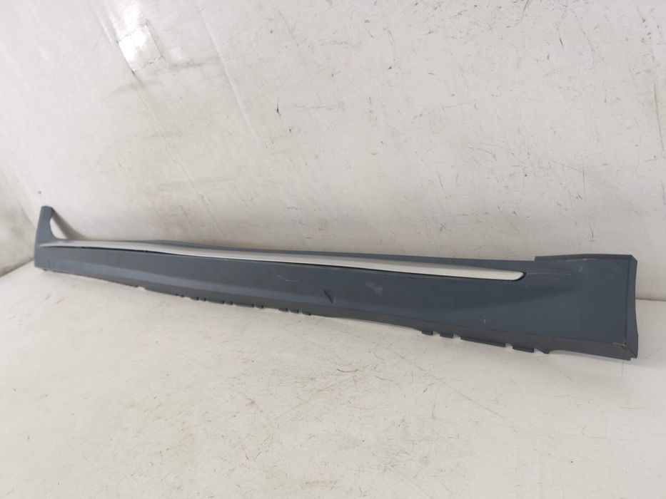 Орнамент Праг Дясно нов Ауди А4 Б9 / Audi A4 B9 [ - ] AllRoad Оригинал