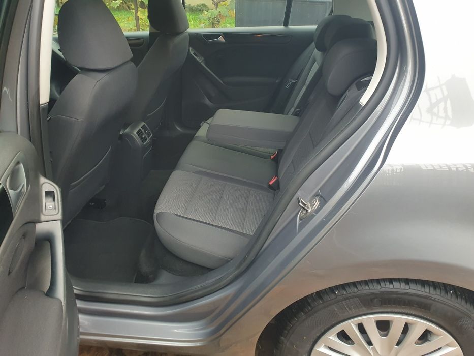 Golf 6 1.6 MPI 102 CP EURO 5 Dublu climatronic incalzire in scaune pil