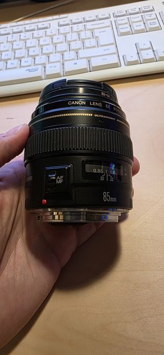 Obiectiv Canon EF 85mm f/1.8 USM pentru Canon EF