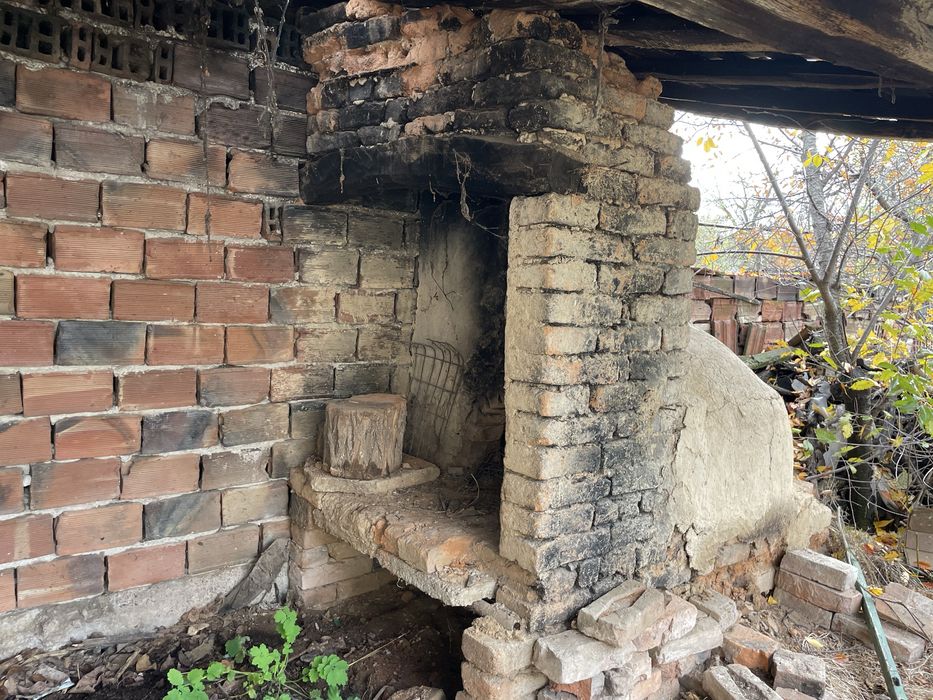 Продавам къща на село