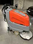 Masina de curatat aspirat Hako b45
