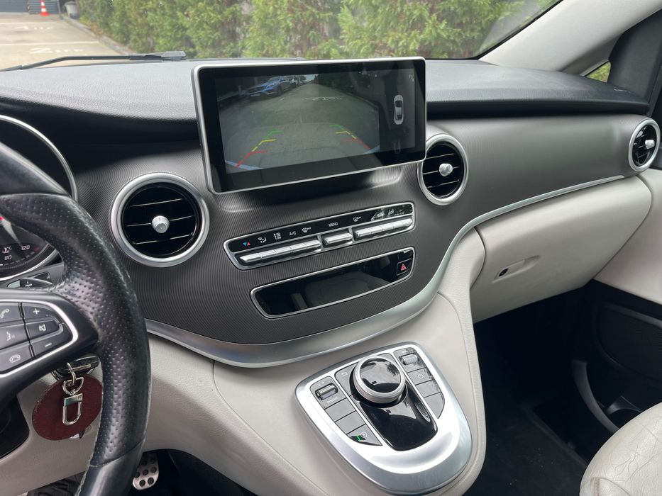 De vânzare Mercedes V class de persoane privat