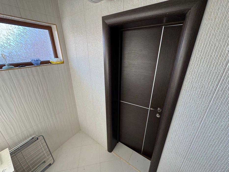 Врата за баня или интериорна