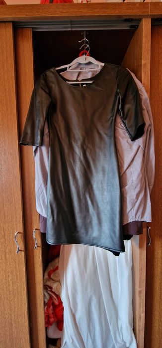 Vand rochite scurte elegante marimea S