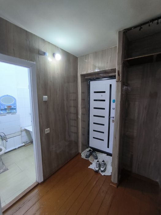 Продаётся 2 комнатная квартира в центре Чирчика