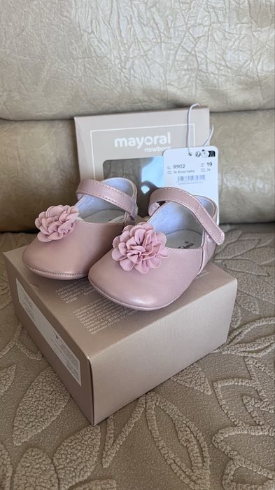 Mayoral Newborn Бебешки обувки