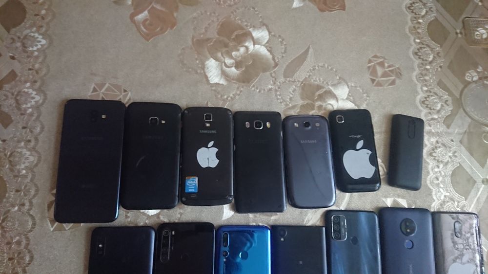 Смарт телефони Samsung,