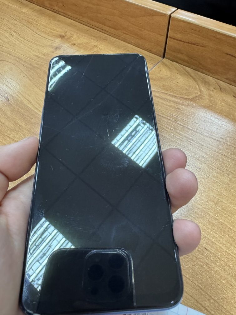 Realme 6  8/128 gb