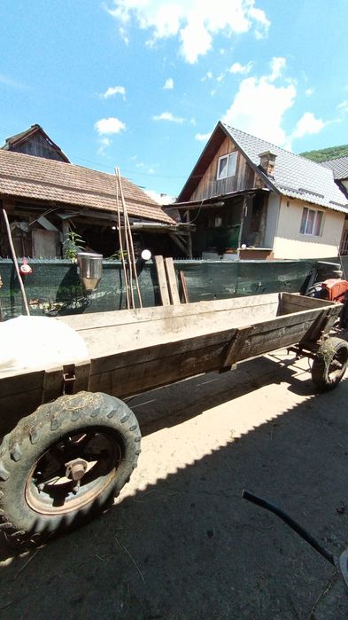 Vand căruță 4.5 metrii