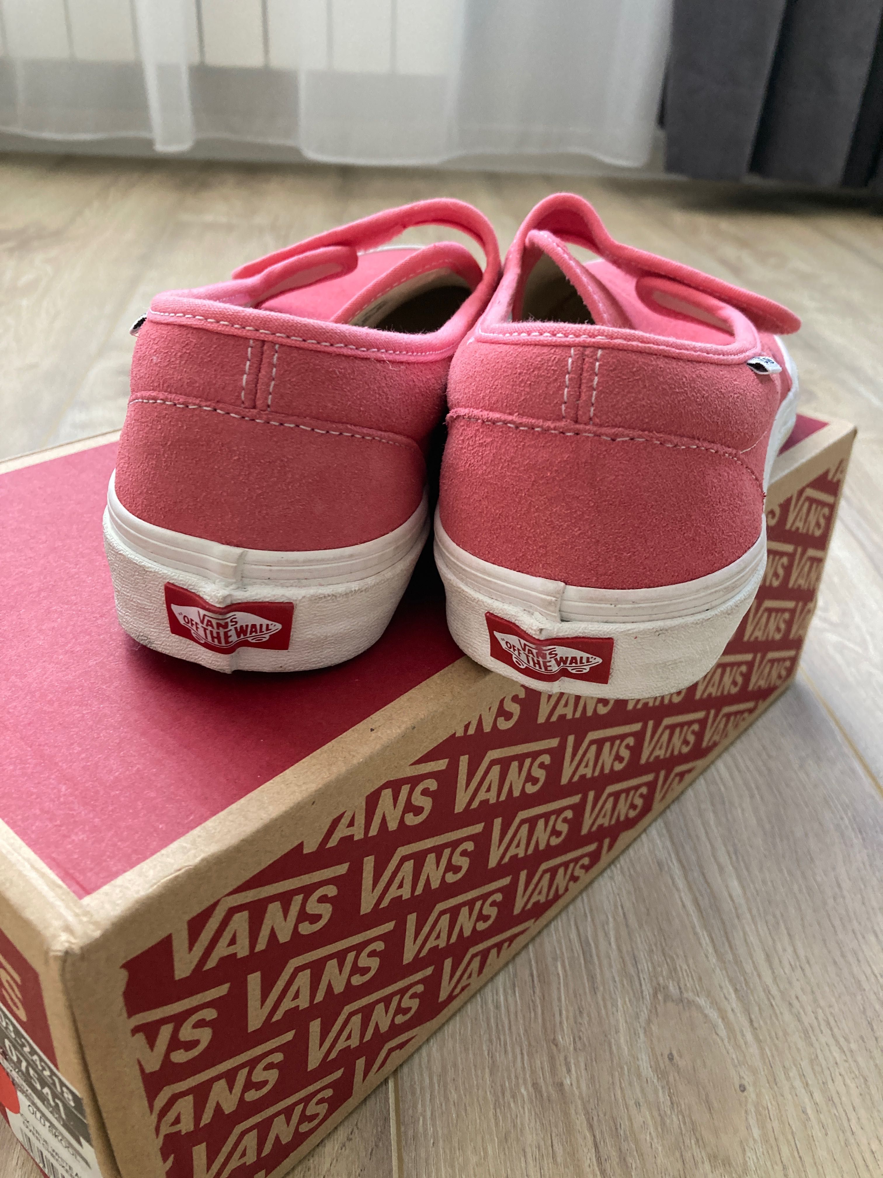 Кецове обувки Vans