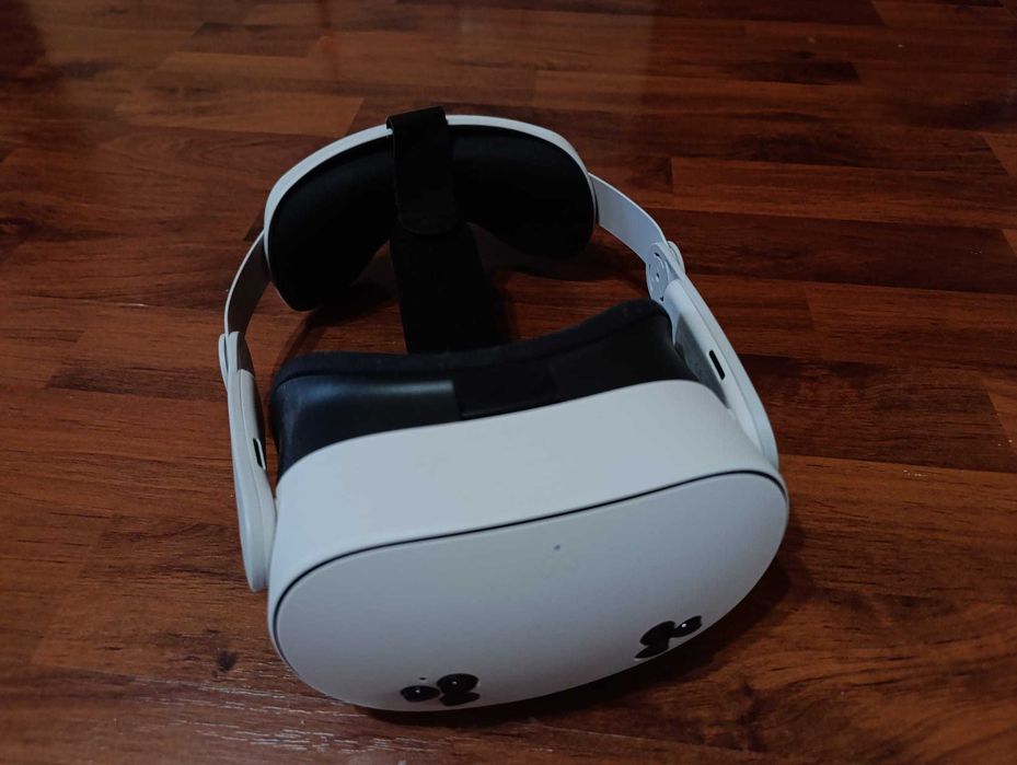 Meta Quest 3S + Curea de cap + cablu PCVR 5 metri