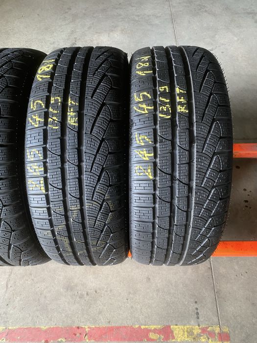 Anvelope iarna 245/45/18 Pirelli Sottozero 3 RFT 245 45 18 R18