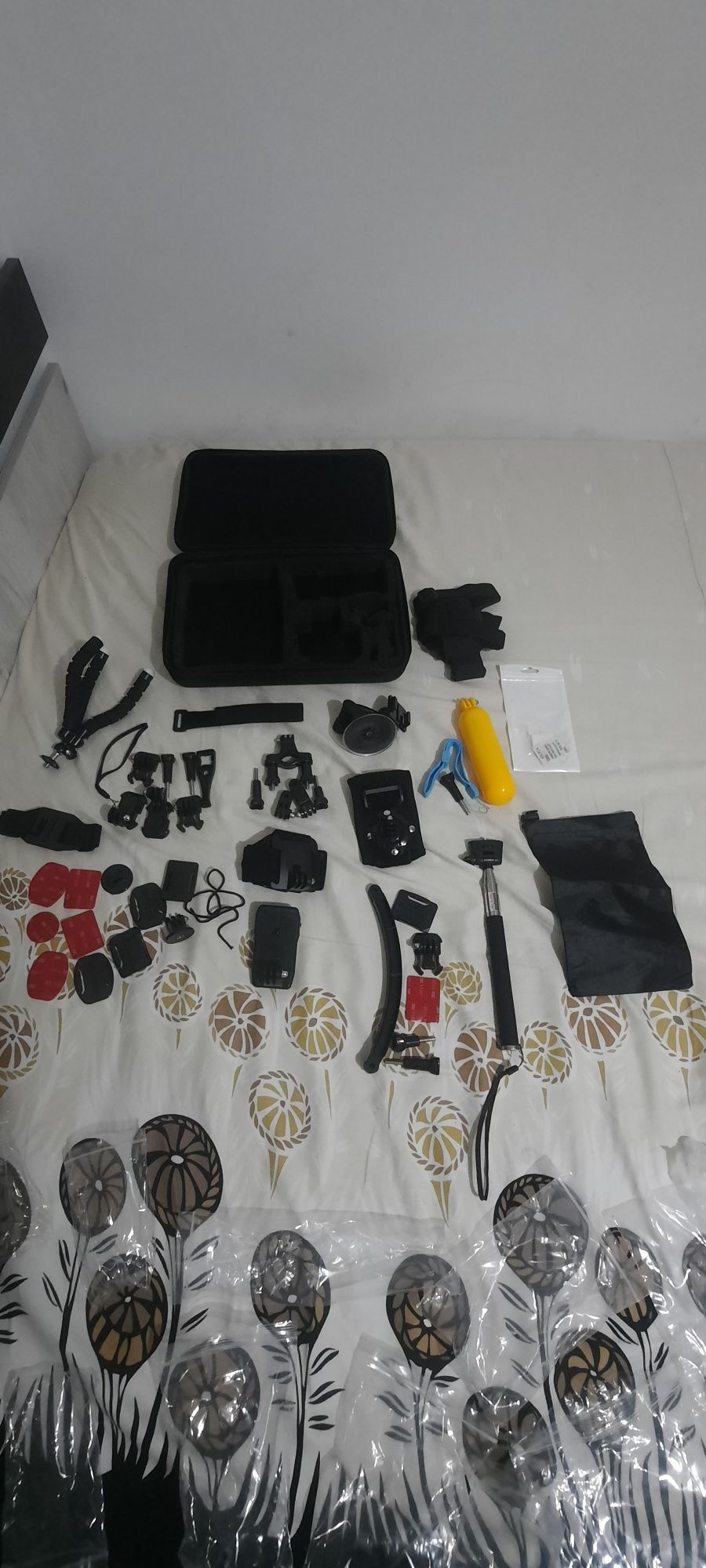 Insta 360 x3 cameră de actiune + accesorii