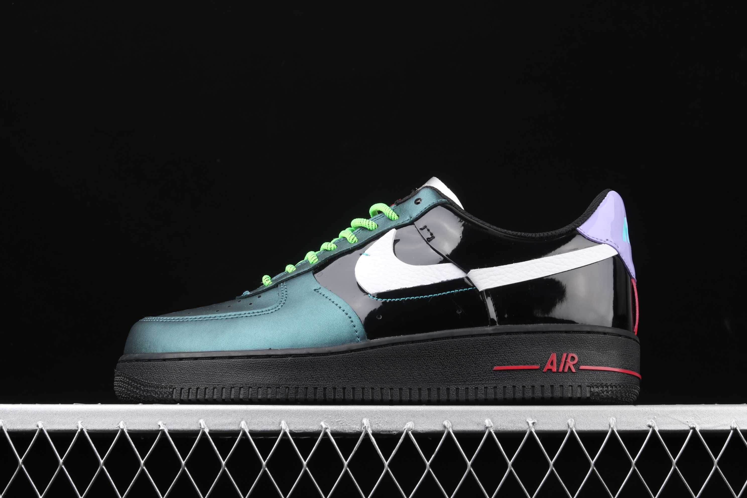 Nike Air Force 1 Low / Tiffany & Co. / By Virgil Abloh / Louis Vuitton