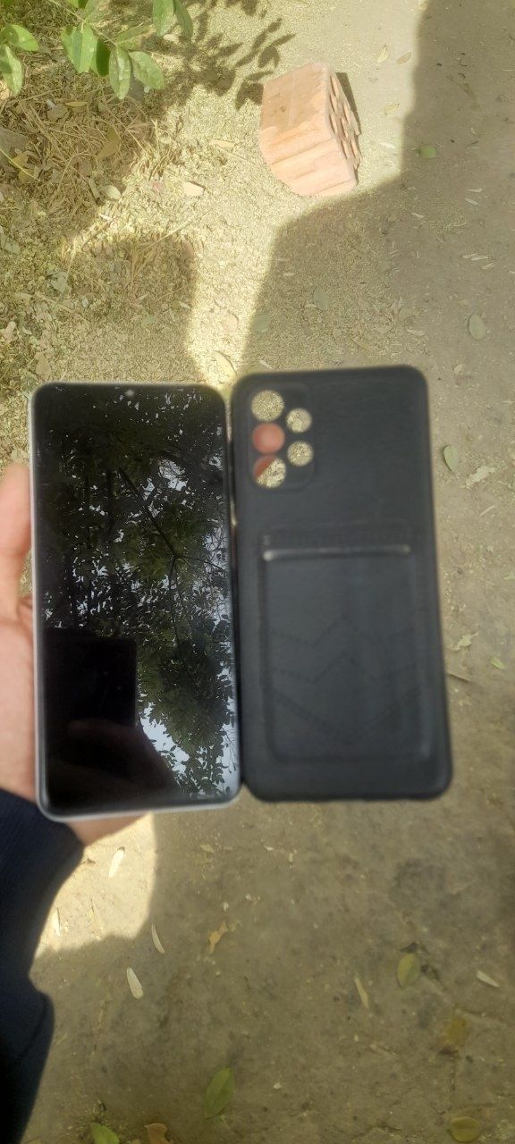 Samsung A13 ideal holatda