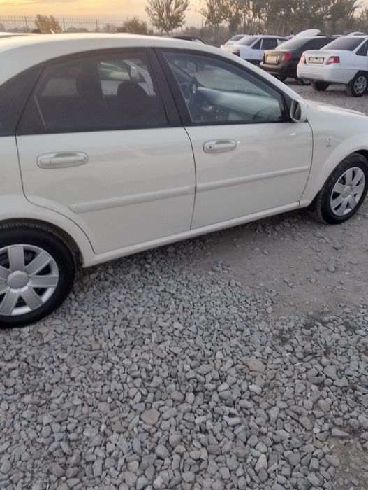 Шевролет ласетти 1.8