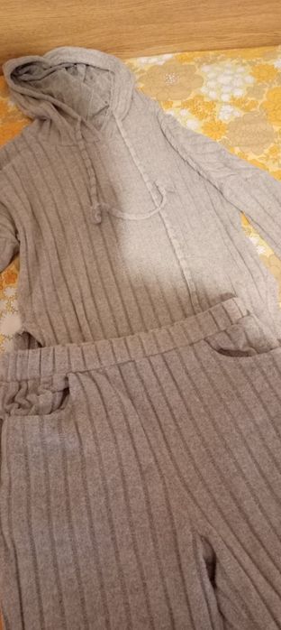 Дамски комплект.