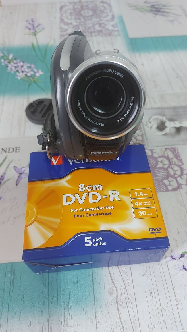 Camera video PANASONIC VDR-D 220