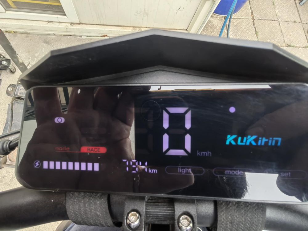 Мощна електрическа тротинетка 2000W отлична G4
