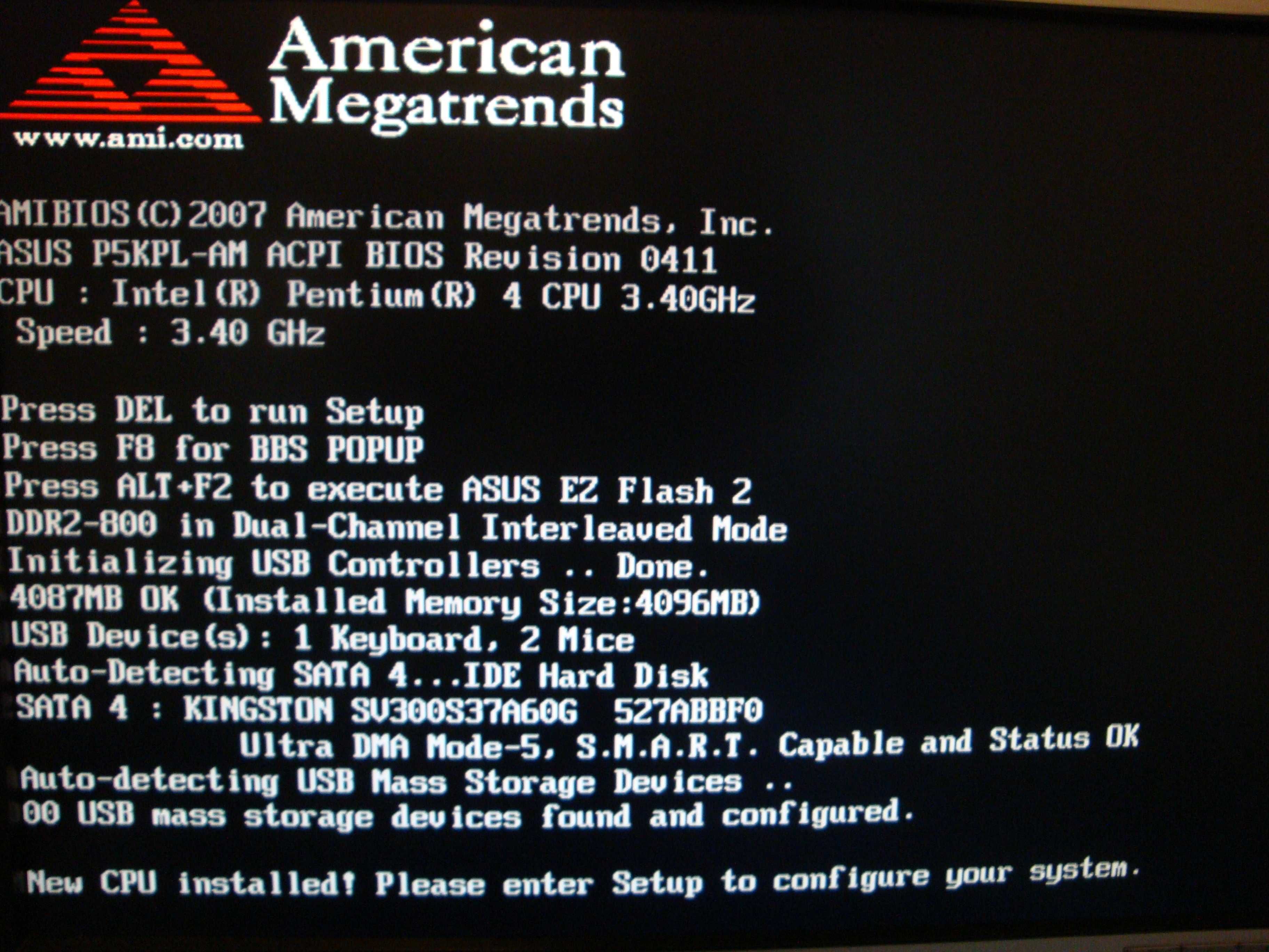 Procesor intel pentium 4 550 3.4Ghz 1mb FSB 800 Mhz LGA 775 SL7J8