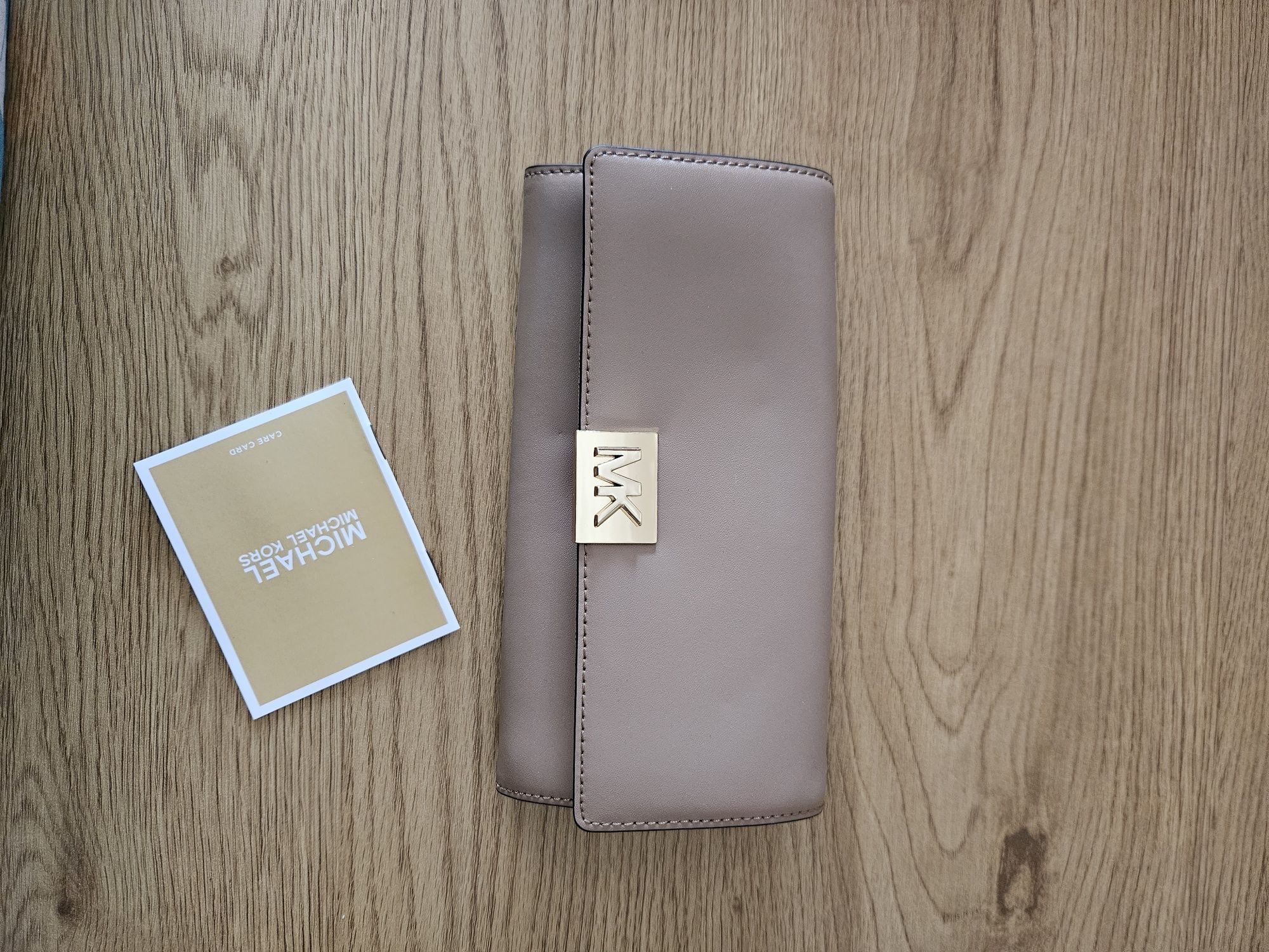 Портфейл Michael Kors