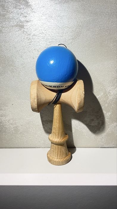 Kendama Krom Pop Lol