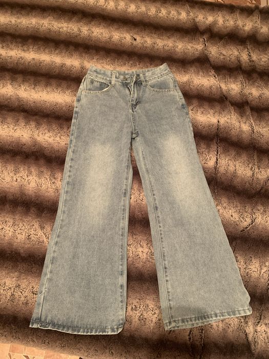 Продам новые джинсы