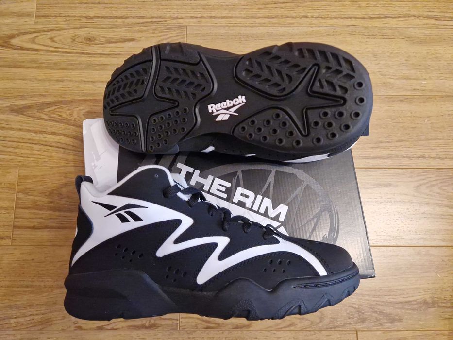 Ghete Reebok Above the Rim, masura 42, basket, noi, in cutie