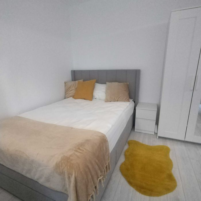 Inchiriez garsoniera in Zorilor , str. Ciresilor , langa UMF