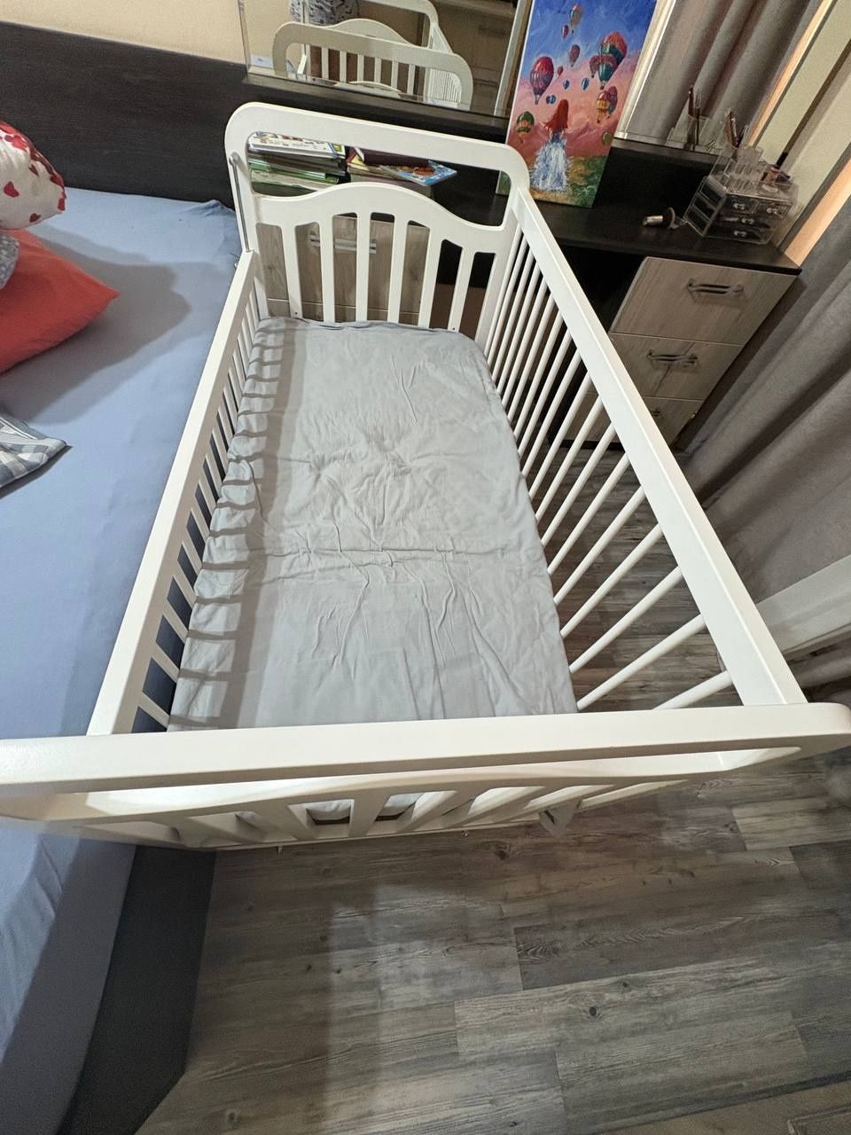 Детская кроватка