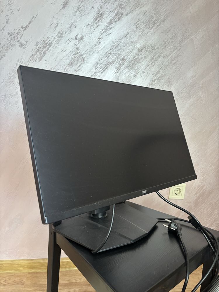 Gaming Монитор 180hz / MSI G255PF E2