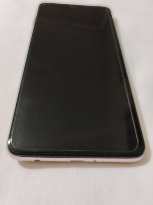 Продавам Xiaomi Poco X3 Pro - Silver 6/128; Android 13 - MIUI 14