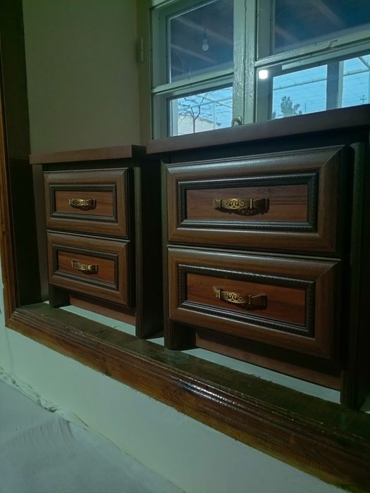 Спальня гарнитура сотилади