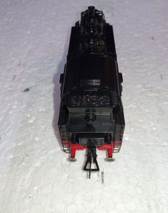 Locomotiva fleischmann BR064 scara H0, 1:87

Tracțiune integrală pe to