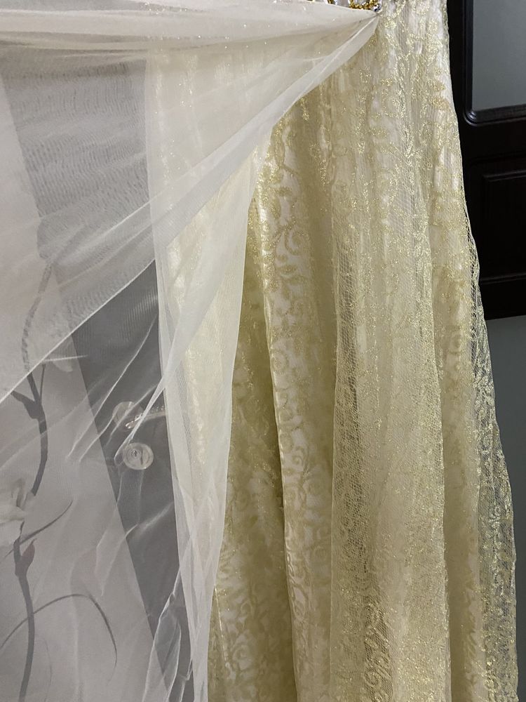 Rochie de ocazie alb-crem