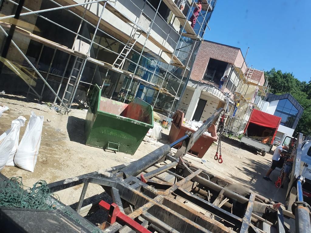 Colectare deșeuri nepericuloase Moluz și transport inerte demolări cas