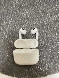 Airpods generatia 3