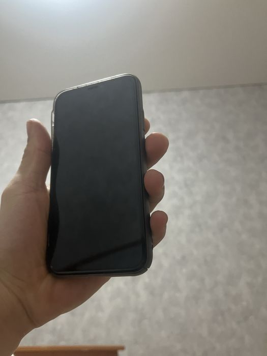 iPhone 11 продам