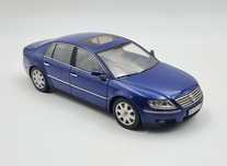 Macheta vw phaeton 1:18  Autoart
