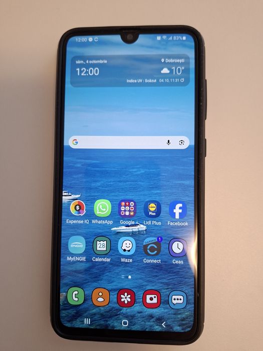 Vand Samsung Galaxy A70 cu stocare de 128GB si 6RAM